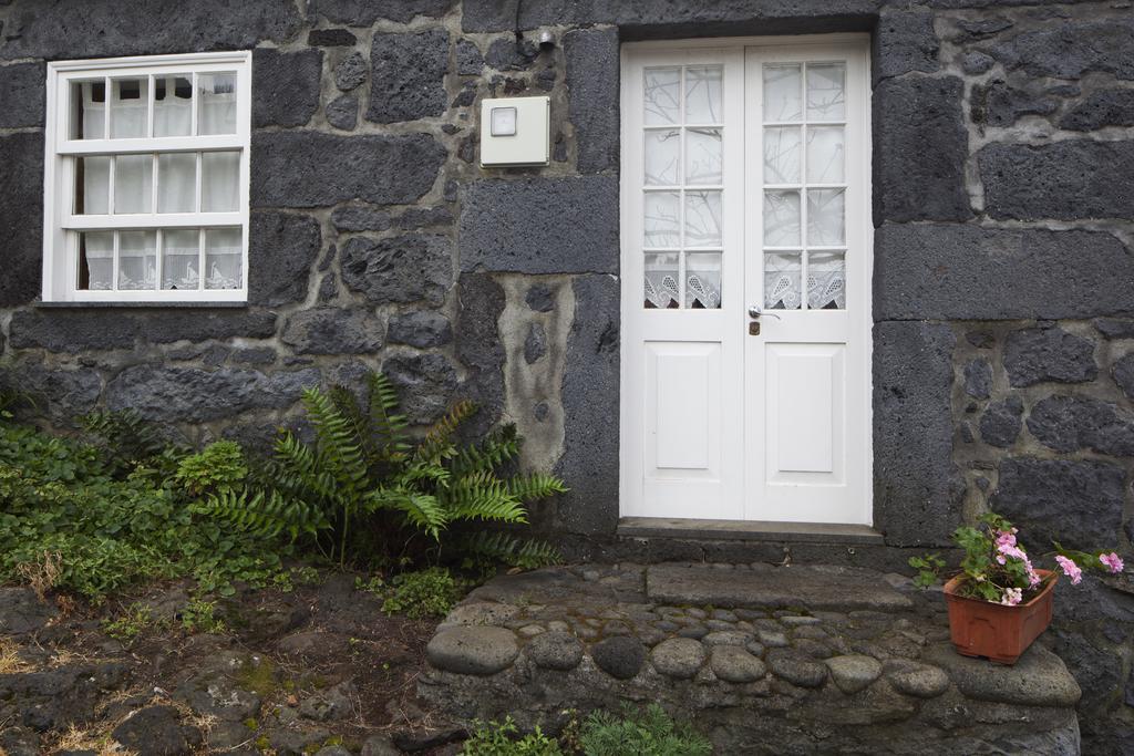 Casa Do Ze - Al Guest House Manadas Екстериор снимка